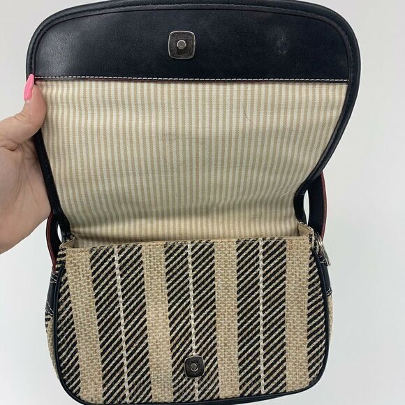 Tommy Hilfiger Black Tan Woven Purse Mini Flag - Picture 5 of 10
